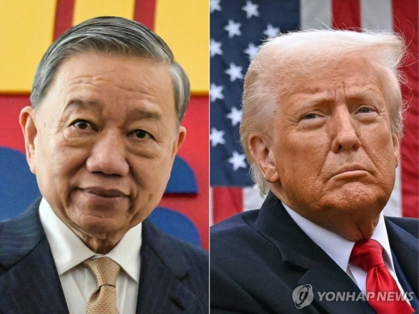 트럼프 미국 대통령(오른쪽)과 또 럼 베트남 공산당 서기장. AFP 연합뉴스